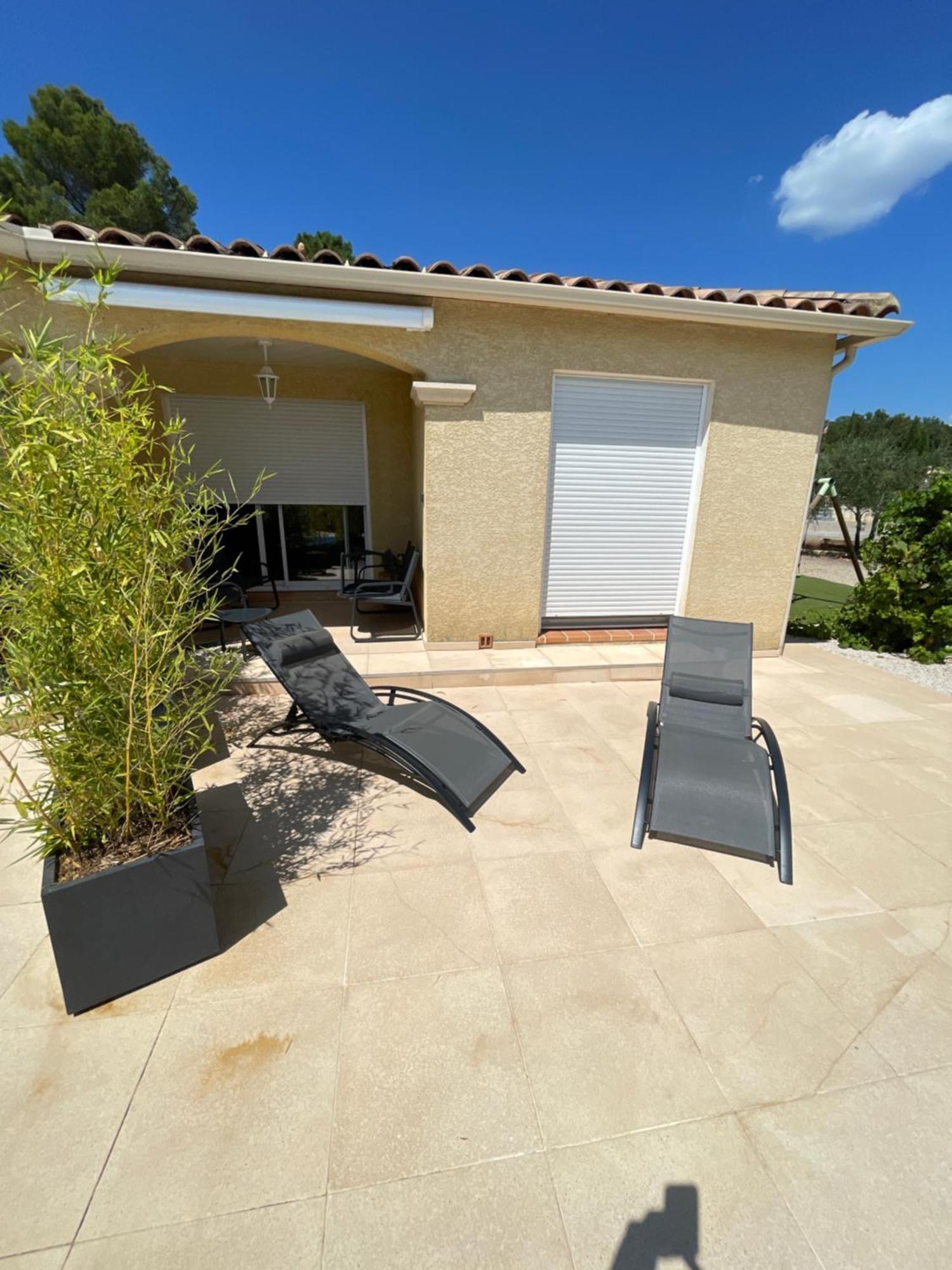 Villa Raphael Regusse Exterior photo